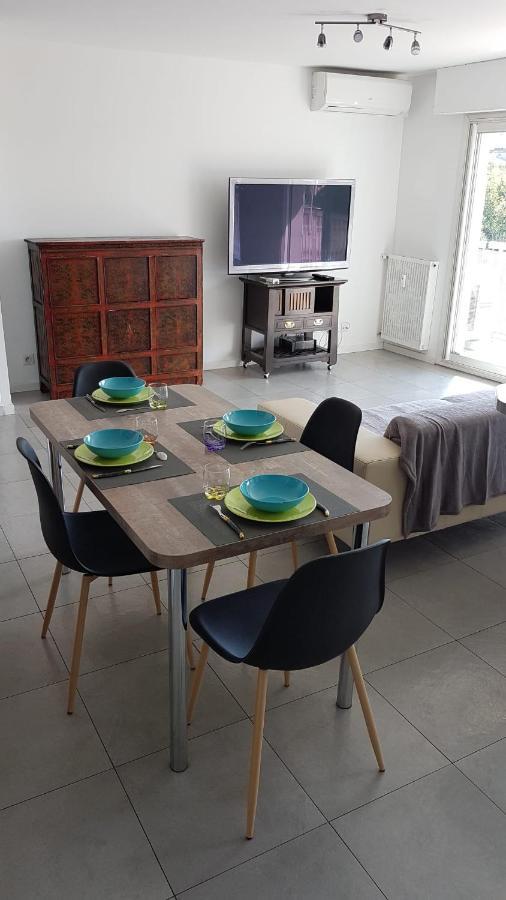 Très Beau 3 Pièces Spacieux Lumineux Et Climatisé Appartement